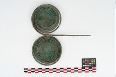 Foto von Bronzedoppelspiralnadel (NHMW-PRAE-002302)